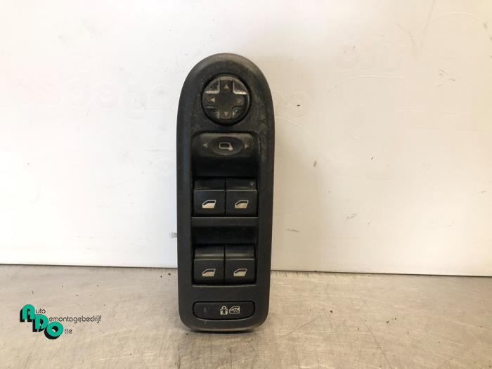 Elektrisch Raam Schakelaar van een Peugeot 308 (308 08-), Gebruikt, -, -, Ophalen of Verzenden