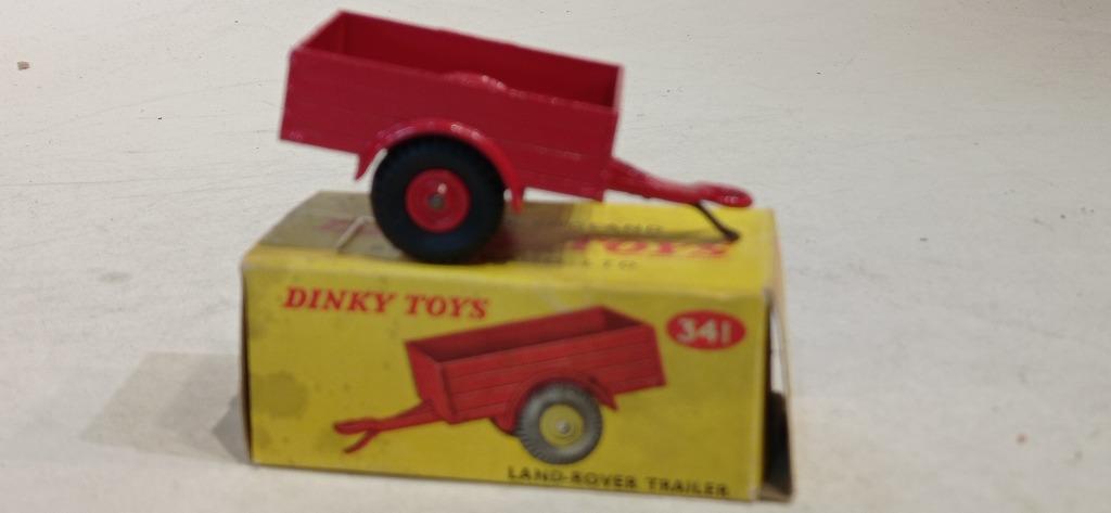 DINKY TOYS UK LAND ROVER TRAILER REF 341, Ophalen of Verzenden, Gebruikt, Tractor of Landbouw, Dinky Toys