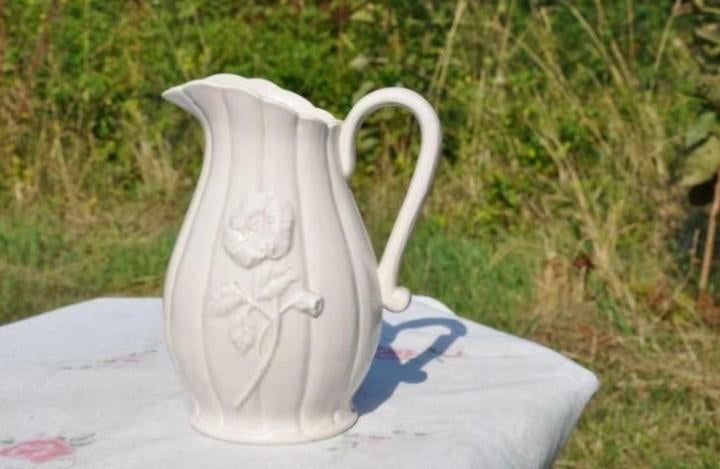 pichet barbotine monochrome villeroy et boch, Antiquités & Art, Enlèvement ou Envoi