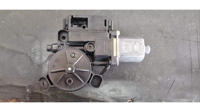 Raammotor Portier van een Volkswagen Polo, Auto-onderdelen, Carrosserie, Volkswagen, Gebruikt, 3 maanden garantie, Ophalen of Verzenden