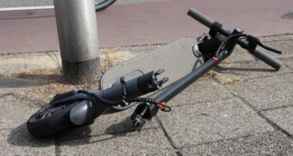 GEZOCHT Segway Ninebot G30 e-step, voor onderdelen, Schade, Enlèvement, Utilisé, Step électrique (E-scooter), Segway ninebot