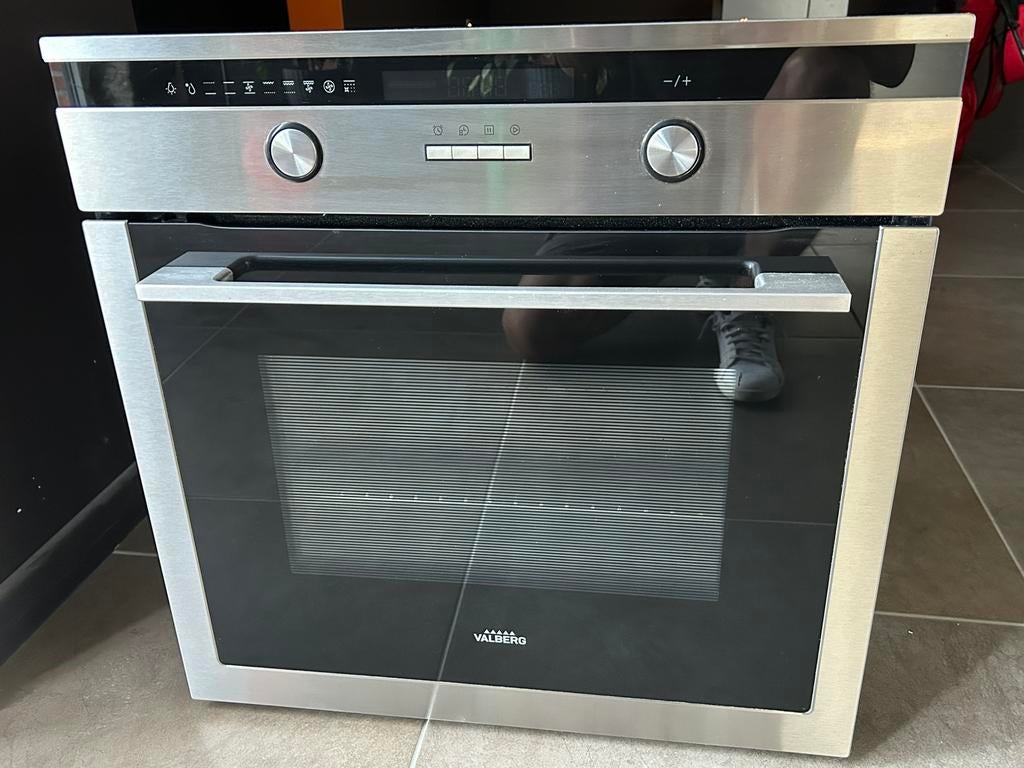 Four Valberg MF0 70 P X343C, Elektronische apparatuur, Ovens, Ophalen, Zo goed als nieuw, Oven