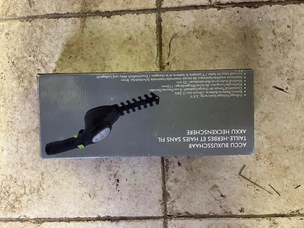 Buxusschaar, Ophalen of Verzenden, Zo goed als nieuw