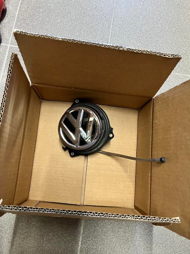 Ouvre coffre golf 7 mk2, Autos : Pièces & Accessoires, Neuf, Volkswagen