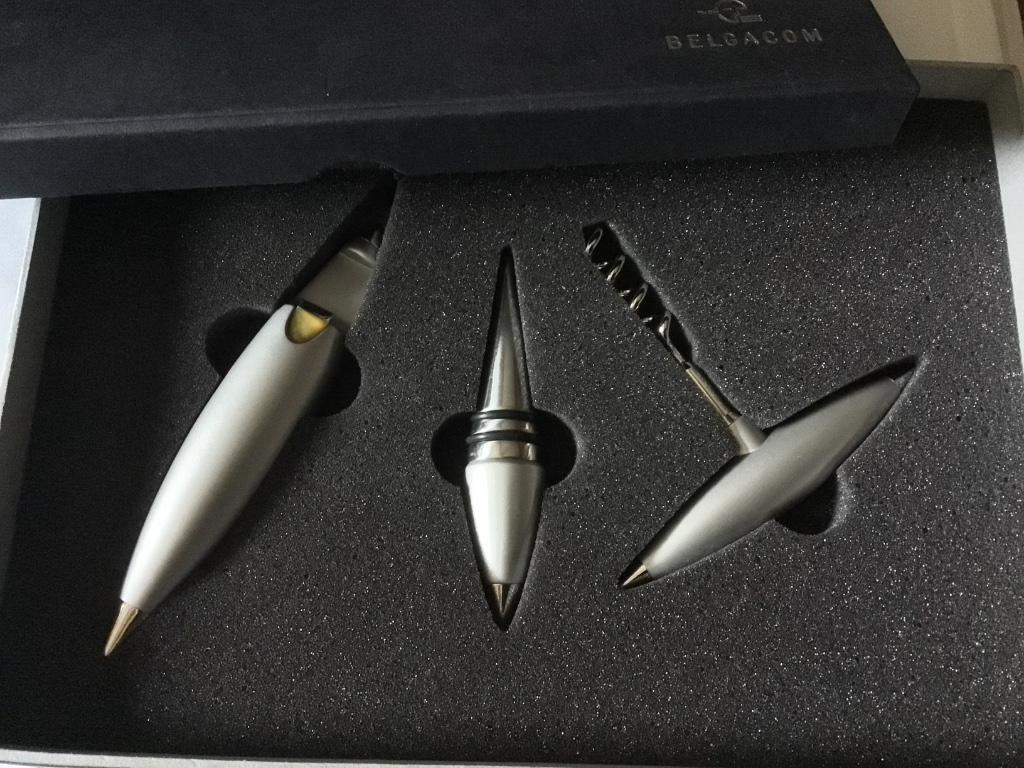 Coffret cadeau, tire-bouchon, ouvre-bouteille, bouchon, Enlèvement ou Envoi