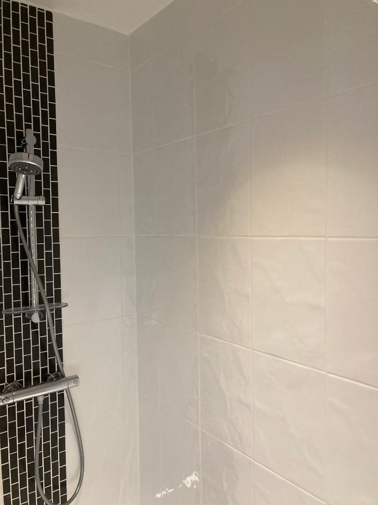 Witte, exclusieve, Italiaanse design tegels met relief, Doe-het-zelf en Bouw, Tegels, Ophalen, Nieuw, 20 tot 40 cm, 10 m² of meer