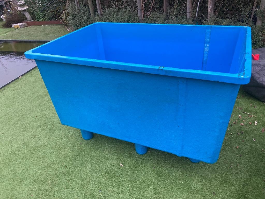 Bac de quarantaine de 1500 litres, Enlèvement, Utilisé, Plateau d'étang