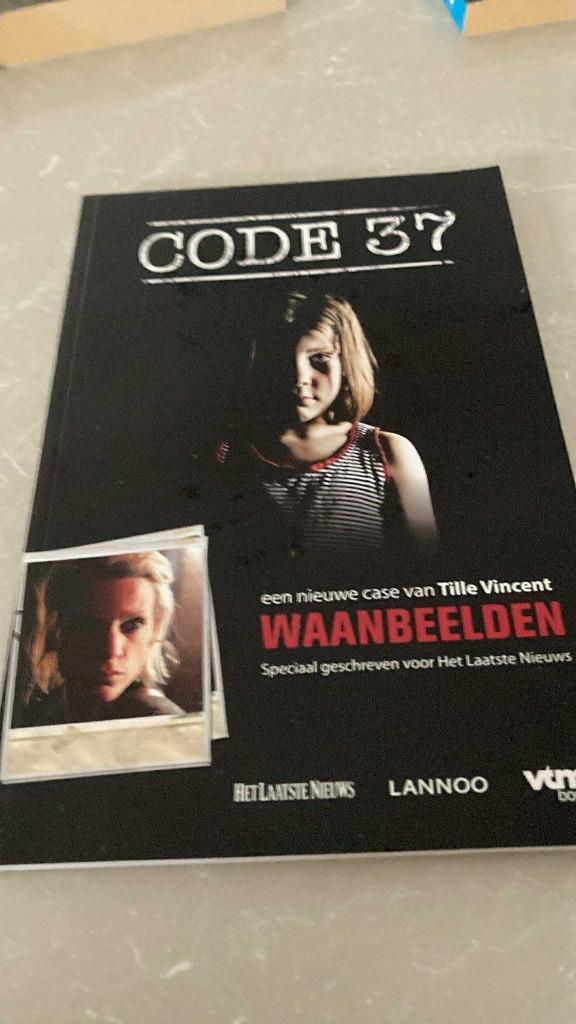 Code 37 / Waanbeelden, Boeken, Ophalen, Nieuw