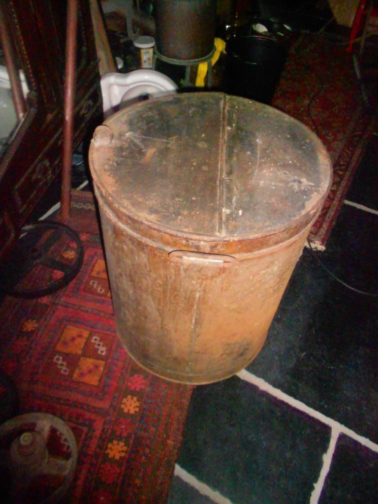 Kaarsen houders, Enlèvement