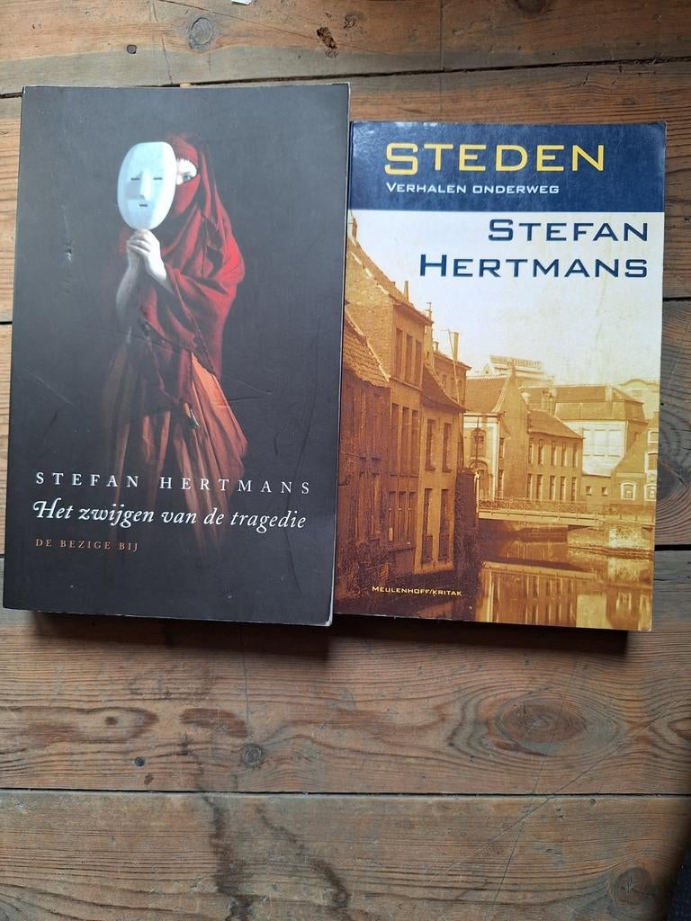 Stefan Hertmans, 2 boeken essays, Boeken, Ophalen of Verzenden, Zo goed als nieuw