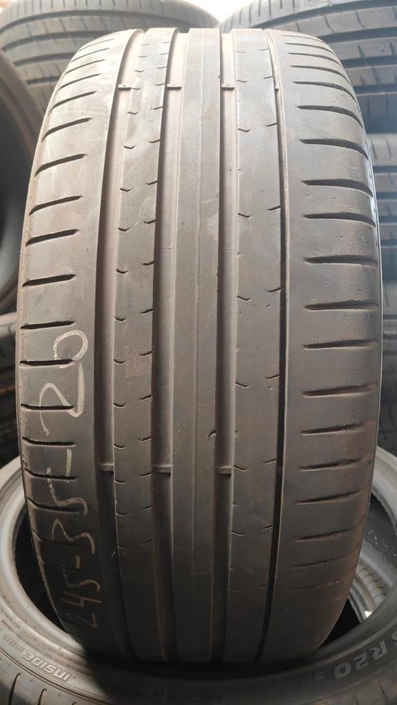 245/35r20 Pirelli 55€ chacun avec support 24535r20 r20, Enlèvement ou Envoi, Utilisé