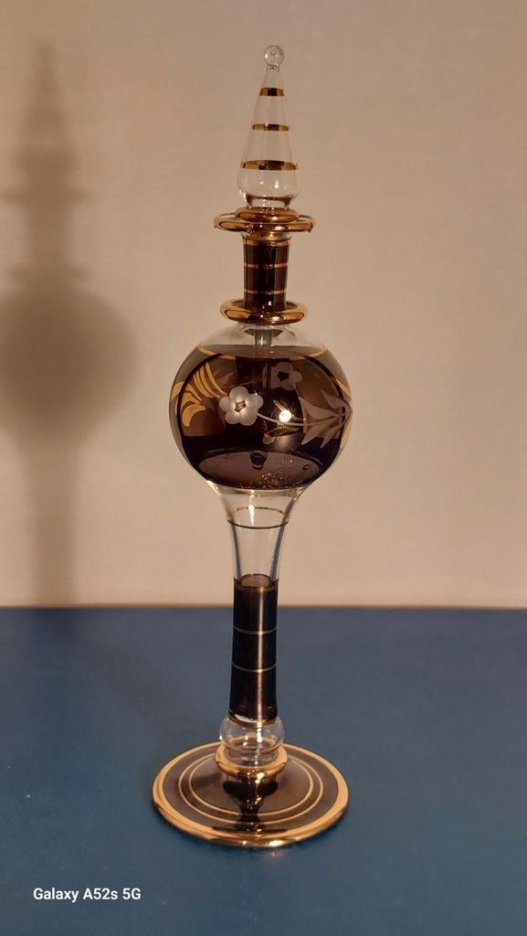 Prachtige groote Egyptische parfumfles., Verzamelen, Parfumverzamelingen, Zo goed als nieuw, Parfumfles, Ophalen of Verzenden