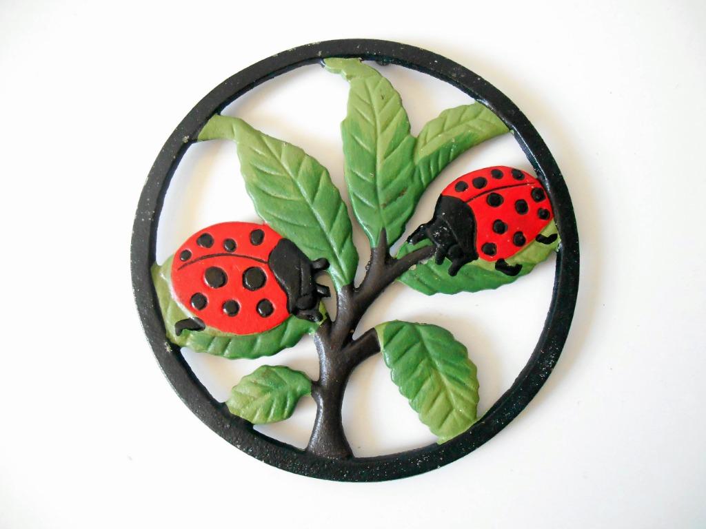 Sous-verre en fonte avec coccinelles, Antiquités & Art, Enlèvement ou Envoi