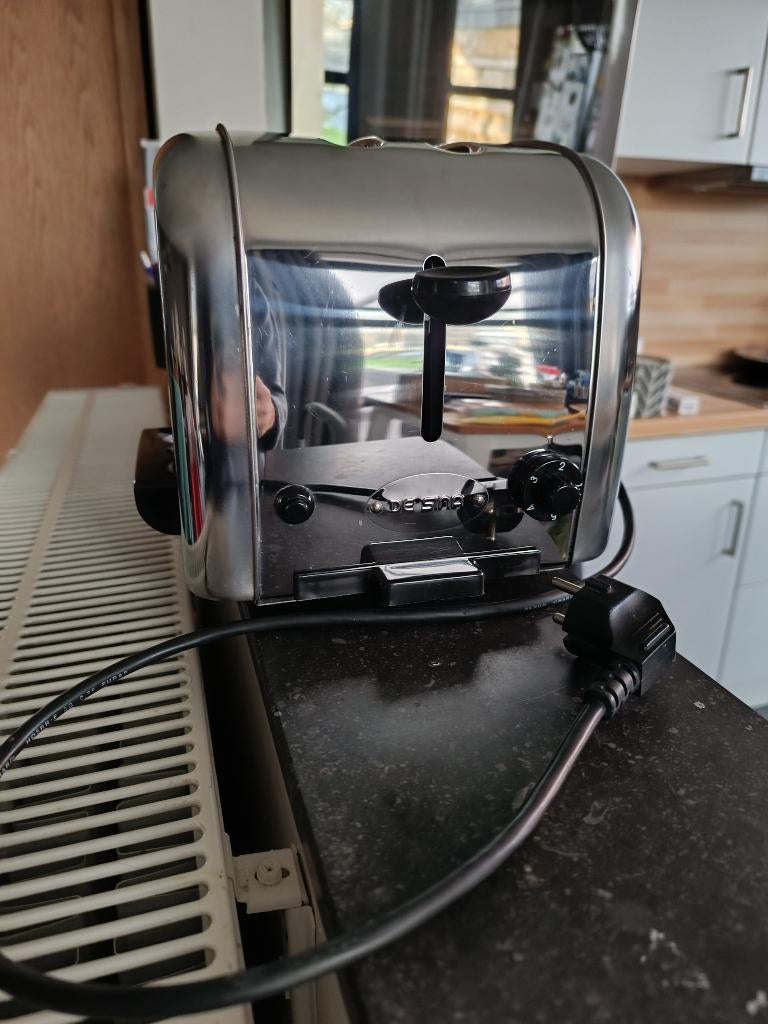 Retro toaster, Ophalen, Gebruikt, Uitneembare kruimellade