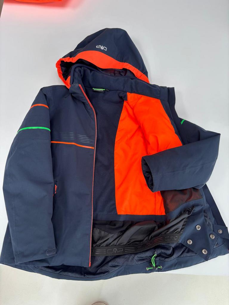Veste CMP et pantalon Quiksilver de ski enfant 10 ans, Enlèvement, Comme neuf, Ski, Vêtements