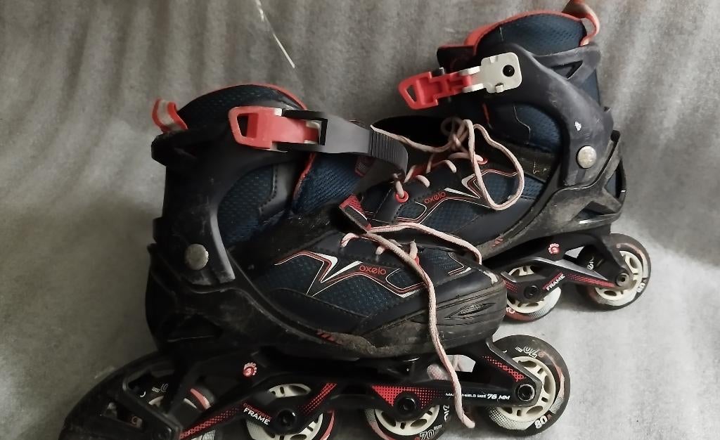 rolschaatsen met helmen, Ophalen of Verzenden