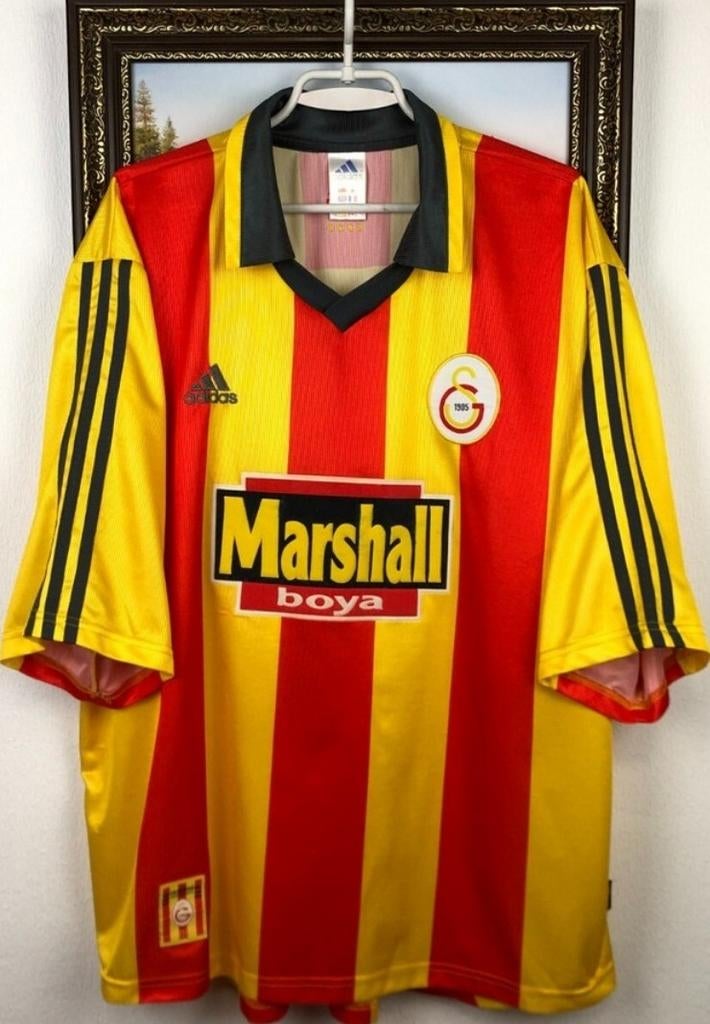 Galatasaray Voetbal Thuisshirt Nieuw 1999, Verzenden
