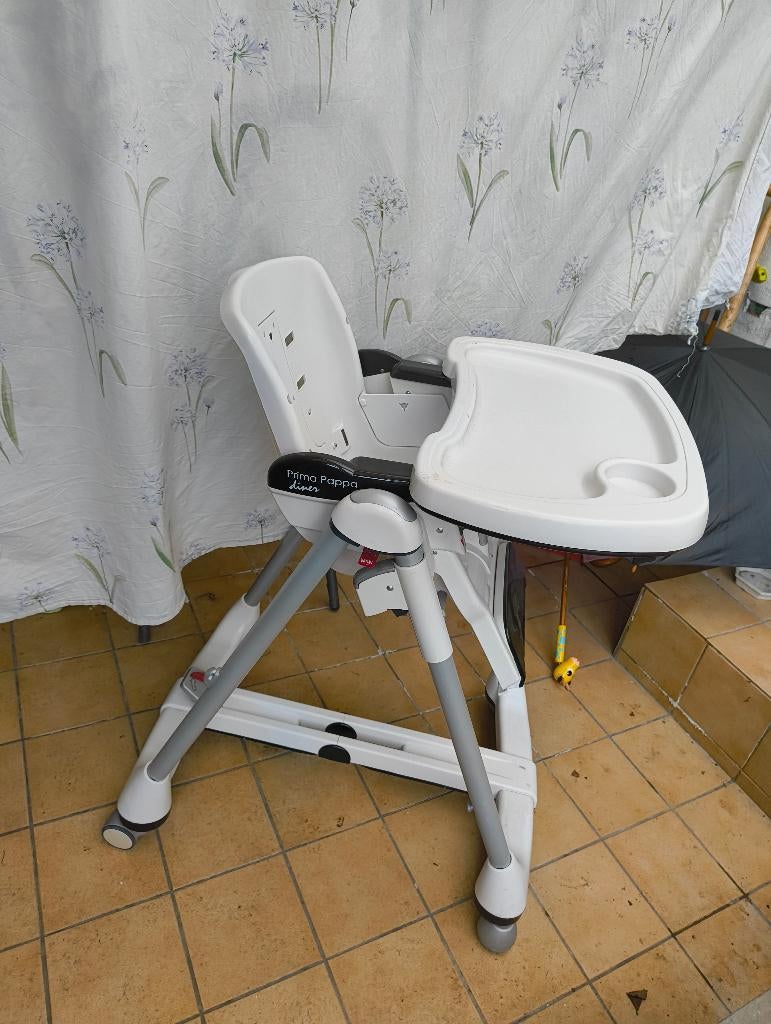 Prima Pappa Diner kinderstoel van Peg-Pérego, Kinderen en Baby's, Kinderstoelen, Gebruikt, Inklapstoel, Aanschuifbaar, Afneembaar eetblad