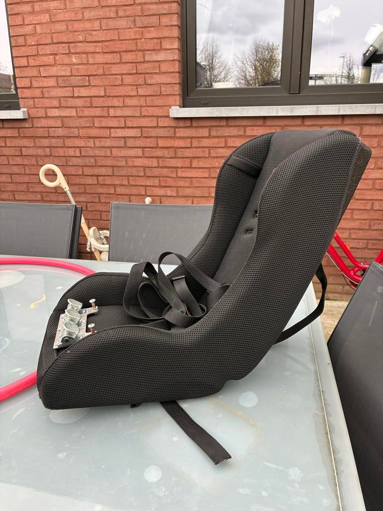 Babyschaal bakfiets – Zwart, Fietsen en Brommers, Ophalen, Zo goed als nieuw