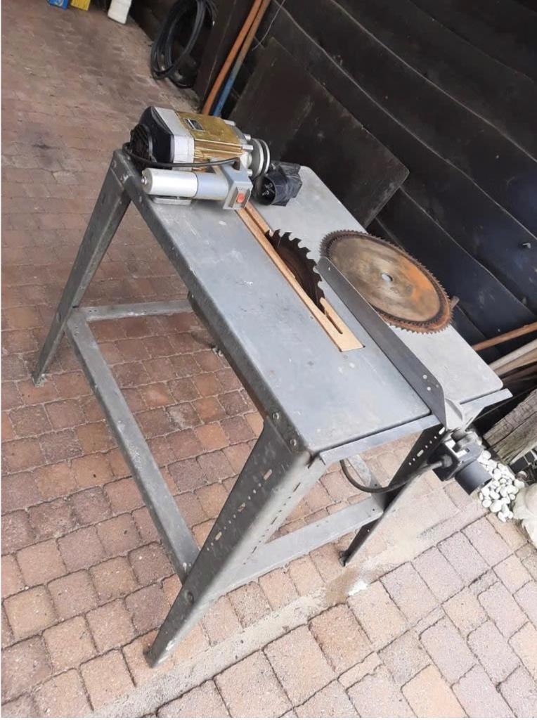 Zaagmachine, Bricolage & Construction, Outillage | Scies mécaniques, 1200 watts ou plus, Enlèvement, Utilisé, Scie circulaire