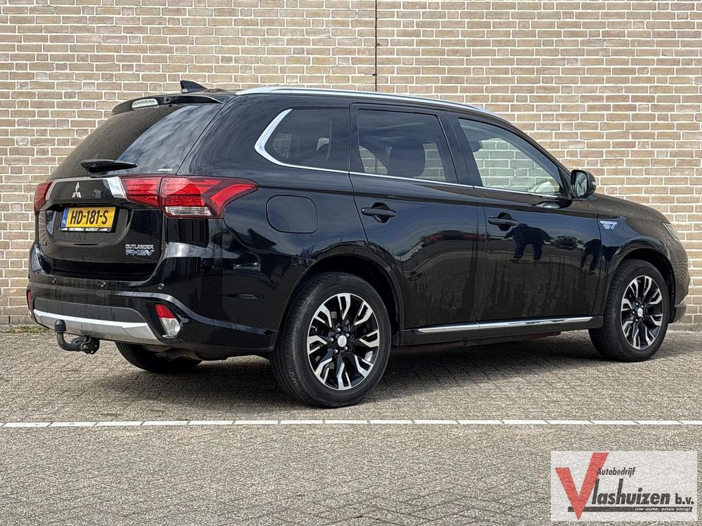 Mitsubishi Outlander 2.0 PHEV Instyle+ | Schuif/Kanteldak |, Auto's, Zwart, Elektrische ramen, Bedrijf, Hybride Elektrisch/Benzine