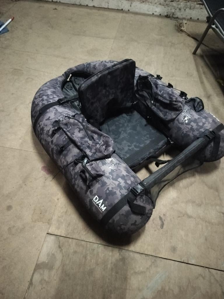 Bellyboat dam Camo vision, Watersport en Boten, Hengelsport | Roofvissen, Ophalen