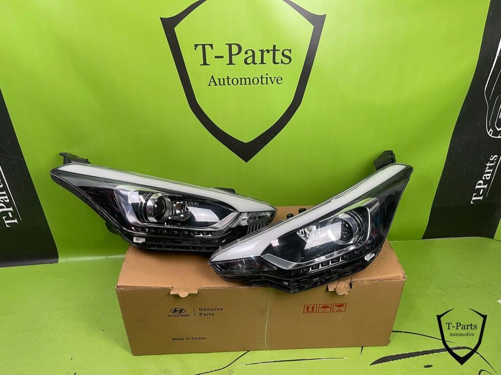 hyundai i20 koplamp links rechts 92102C8200 92101-C8200, Auto-onderdelen, Info@fabrikant.eu, Hyundai, Fabrikantstraat 1
1000 AA  Amsterdam