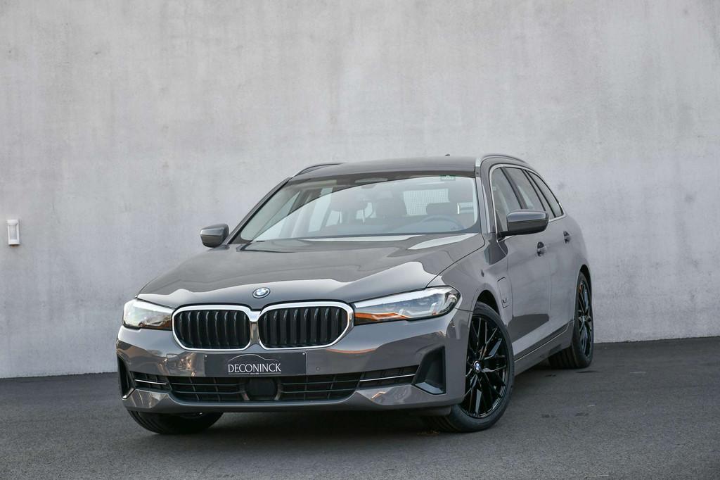 BMW 5 Serie 530 Touring 530e *xDRIVE*CARPLAY*AMBIENT*LED*LED, Auto's, BMW, Automaat, Euro 6, 4 cilinders, Hybride Elektrisch/Benzine