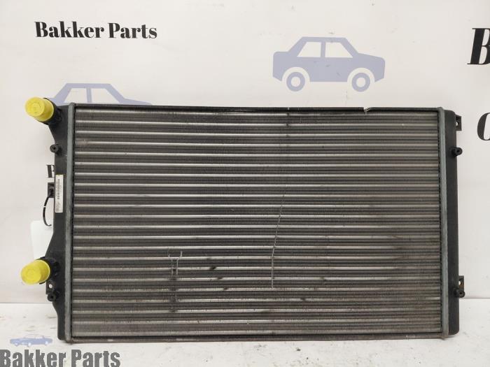 Radiateur d'un Volkswagen Scirocco, -, Volkswagen, -, 3 mois de garantie