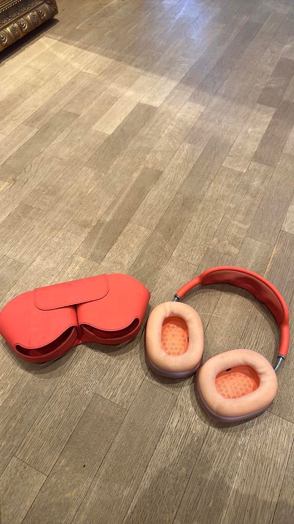 Apple AirMax Airpods Red, Ophalen, Gebruikt