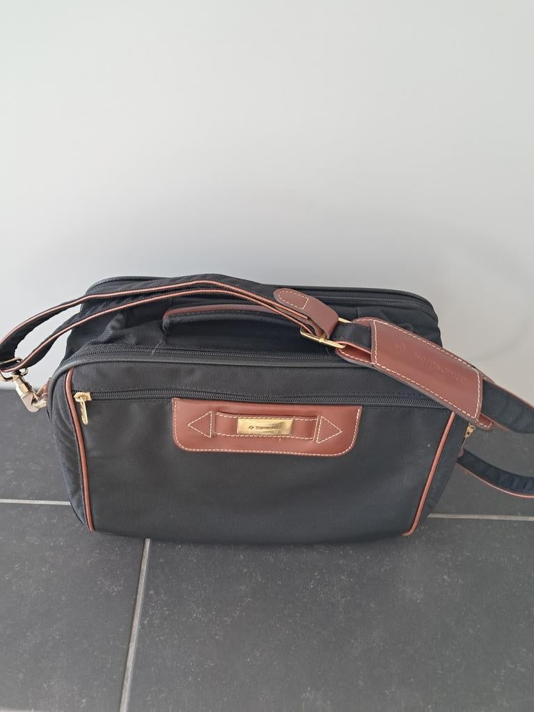 Handbagage, merk Samsonite, Handtassen en Accessoires, Tassen | Reistassen en Weekendtassen, 30 cm of meer, Zwart, Minder dan 35 cm