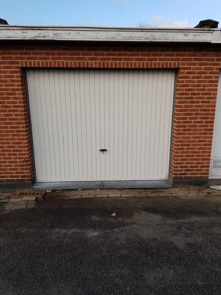 Garage te huur, Malines