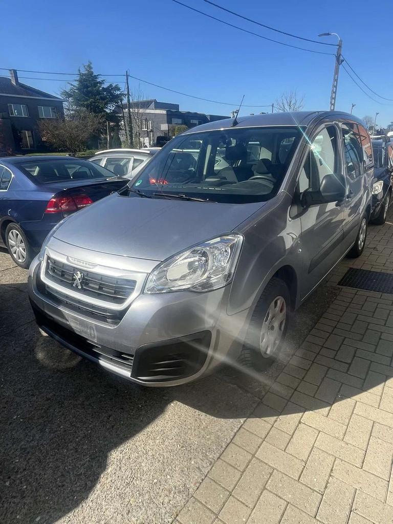 Peugeot Partner Partner Tepee 1.2 PureTech / AIRCO/ EURO6b, Auto's, Stof, Gebruikt, Euro 6, 1199 cc