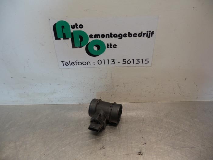 Compteur de masse d'air d'un Opel Corsa (Corsa C 00-), -, Opel, 3 mois de garantie, Utilisé