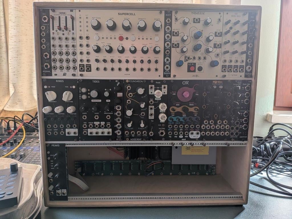 Eurorack Case + 20tal modules, Muziek en Instrumenten, Soundmodules, Ophalen of Verzenden