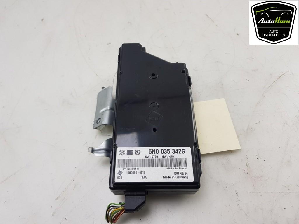 ORDINATEUR MULTIMEDIA Skoda Rapid Spaceback, Utilisé, Skoda