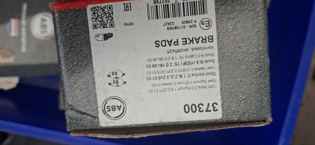 Plaquettes de freins Astra Vectra. Saab 9-3, Enlèvement ou Envoi, Saab