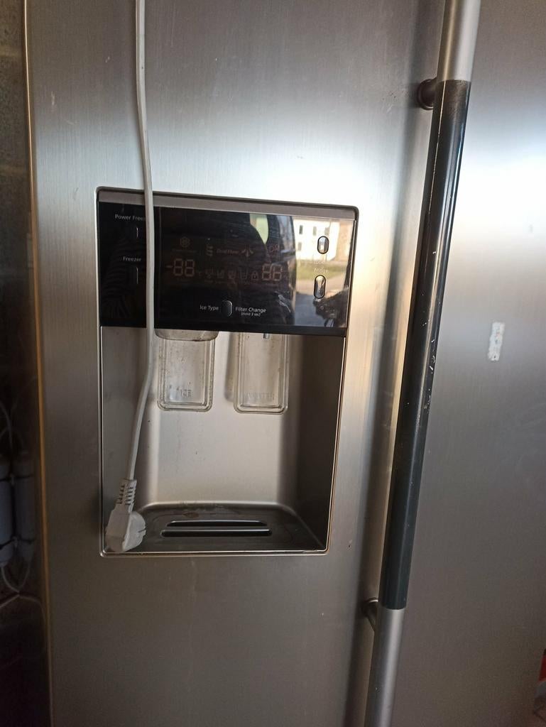 Frigo américain samsung inox avec distributeur, Ophalen, Gebruikt