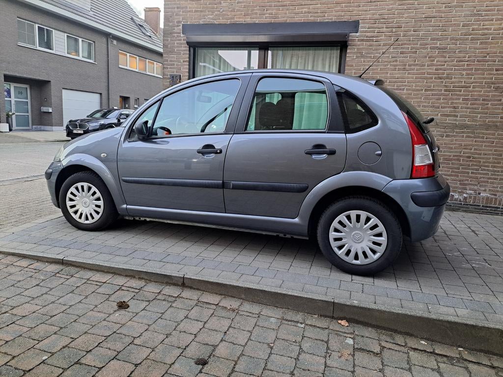 Citroen C3 1.1 Essence. Bon état, Autos, Argent ou Gris, Achat, Boîte manuelle, Entretenue par le concessionnaire