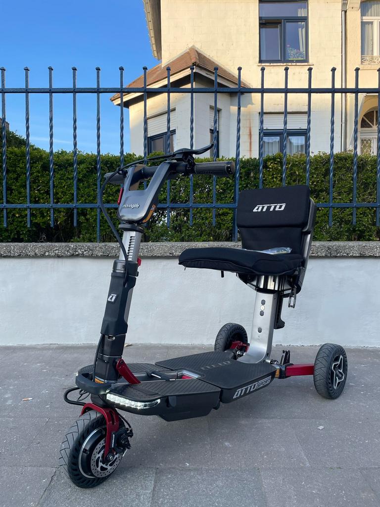 Scootmobiel Atto Sport opvouwbare scooter nieuwstaat, Diversen, Ophalen of Verzenden, Inklapbaar, Zo goed als nieuw, Elektrische rolstoel