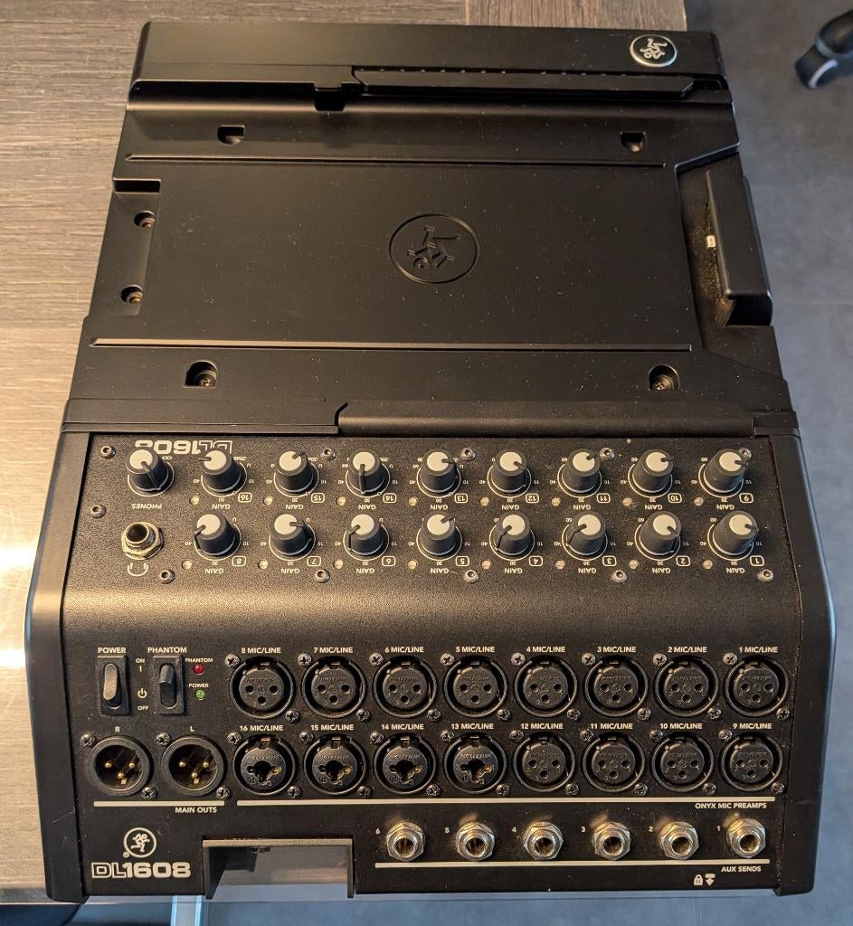 Digital Mixer Mackie DL1608, Ophalen, Zo goed als nieuw, 10 tot 20 kanalen, Microfooningang
