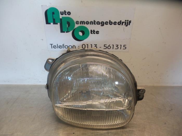 Phare droit d'un Renault Twingo (Twingo 98-), Autos : Pièces & Accessoires, Renault, -, 3 mois de garantie, Utilisé