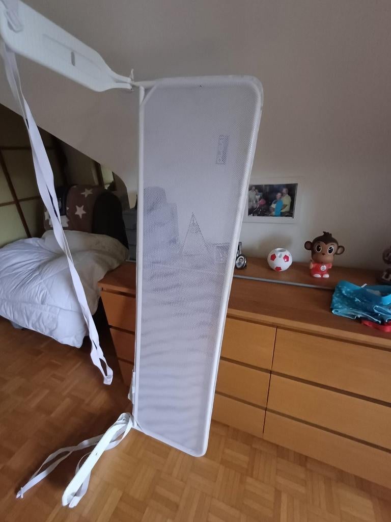 bedrand beschermer, Kinderen en Baby's, Kinderkamer | Bedden, Ophalen, Zo goed als nieuw