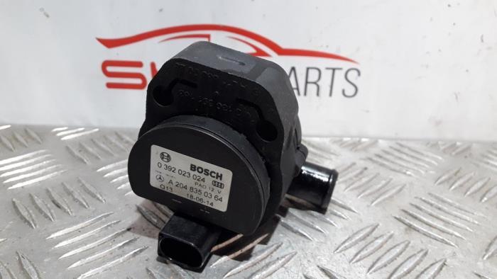 Extra waterpomp van een Mercedes GLA, Gebruikt, -, Ophalen of Verzenden, -