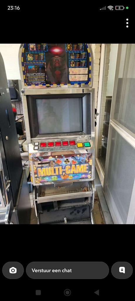 Gokkasten, Enlèvement