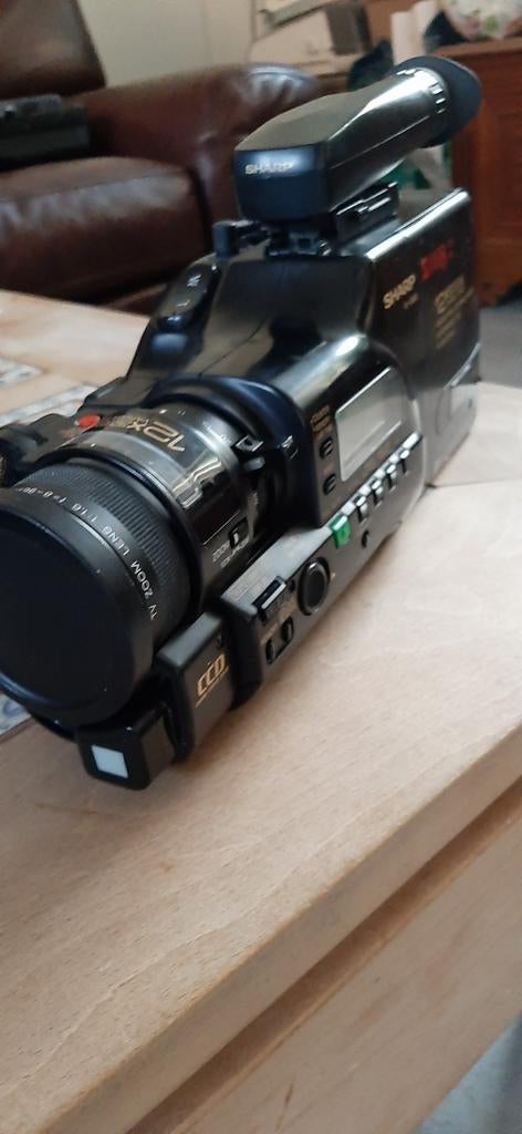Te koop: een vintage Sharp VL-S880 S-VHS camcorder., Ophalen of Verzenden, Camera