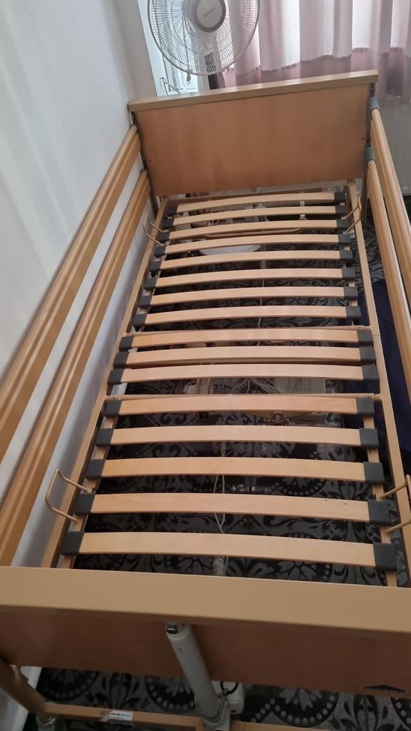 Ziekenhuis perfecte staat werkend te zien, Ophalen