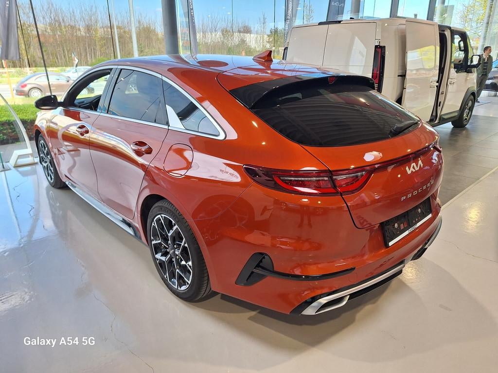 Kia ProCeed PROCEED GT-LINE 1.5T 7DCT (bj 2023, automaat), Auto's, Kia, Automaat, Stof, Gebruikt, Euro 6