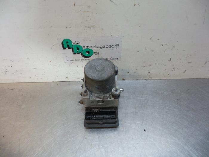 Ordinateur ABS d'un Nissan NV200, Autos : Pièces & Accessoires, -, 3 mois de garantie, Utilisé, -