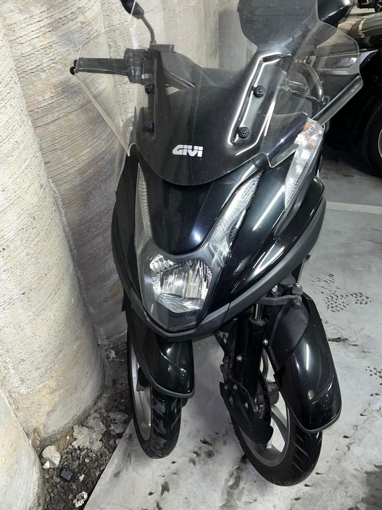 Yamaha tricity 125cc permis B, Motoren, Particulier